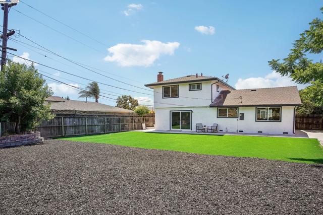 48344 Conifer St, Fremont CA: https://media.crmls.org/mediaz/ceb96775-fc8c-43dd-b98d-2cfd457e1136.jpg