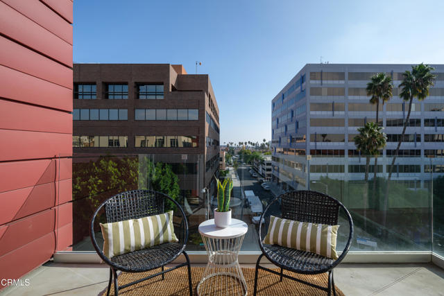 Detail Gallery Image 21 of 38 For 133 S Los Robles Ave #501,  Pasadena,  CA 91101 - 2 Beds | 2 Baths