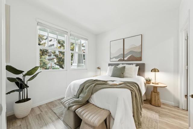 3410 Pyramid Way, Mountain View CA: https://media.crmls.org/mediaz/cebace03-762b-4b44-a438-4965640dd57e.jpg