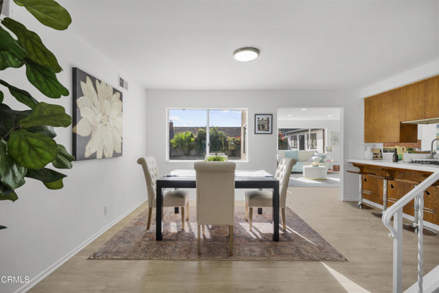 Detail Gallery Image 4 of 46 For 910 Ivywood Dr, Oxnard,  CA 93030 - 5 Beds | 3/1 Baths