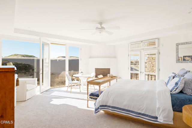 1571 Mandalay Beach Road, Oxnard CA: https://media.crmls.org/mediaz/cebb59dd-2090-4ade-9883-f1cd502fc9b4.jpg