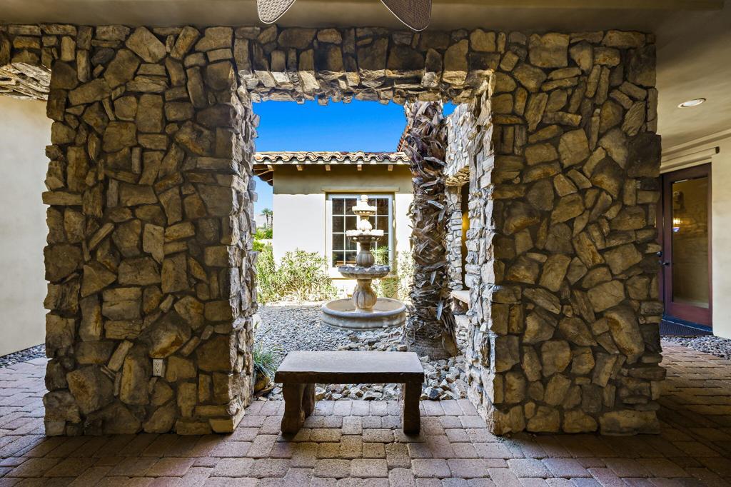 MLS #219139997DA image #4