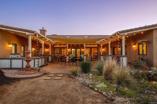 15636 Sage Hill Drive, Ramona CA: https://media.crmls.org/mediaz/cebc0405-302f-427e-8da5-6679b124d7db.jpg