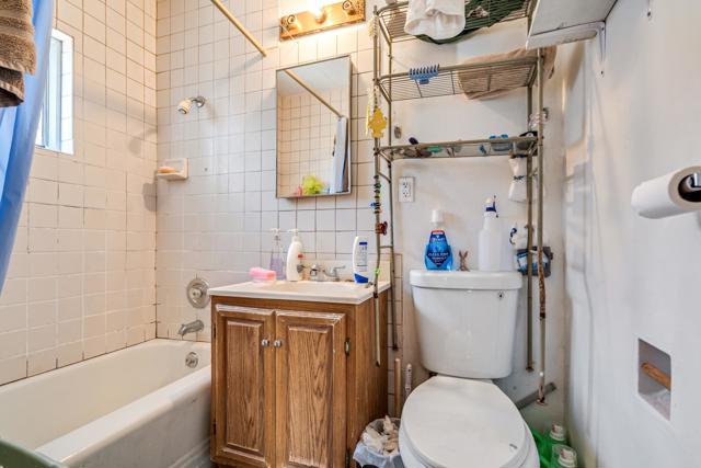 3812 14 36Th Street, San Diego CA: https://media.crmls.org/mediaz/cebd9dac-2e30-49b5-9bd5-69cb00d8bc5d.jpg