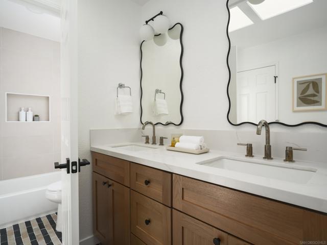 4630 Pannonia Rd, Carlsbad CA: https://media.crmls.org/mediaz/cebdcd57-b2bd-482c-be1d-93ccab63b2e2.jpg