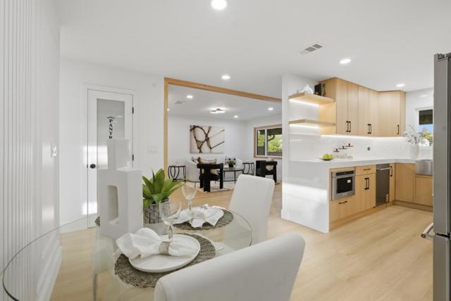 1497 Meadow Glen Way, San Jose CA: https://media.crmls.org/mediaz/cebed4ff-6b34-4e0d-b345-a6b4bece33ca.jpg