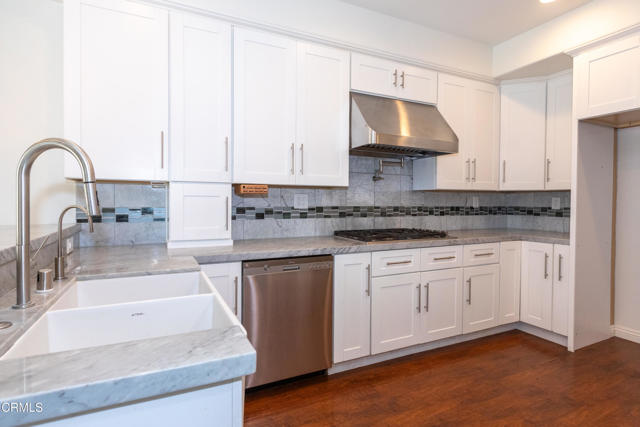 5247 San Francesca, Camarillo CA: https://media.crmls.org/mediaz/cebf1c5f-0b87-4d9f-aff6-4074b3c1ed80.jpg