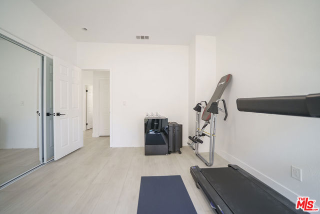 8004 Rose Street, Paramount CA: https://media.crmls.org/mediaz/cebf698f-3a40-43c5-843c-366462402a13.jpg
