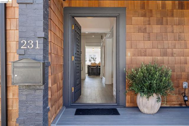 Image 3 of 59 For 231 Bonita Ave