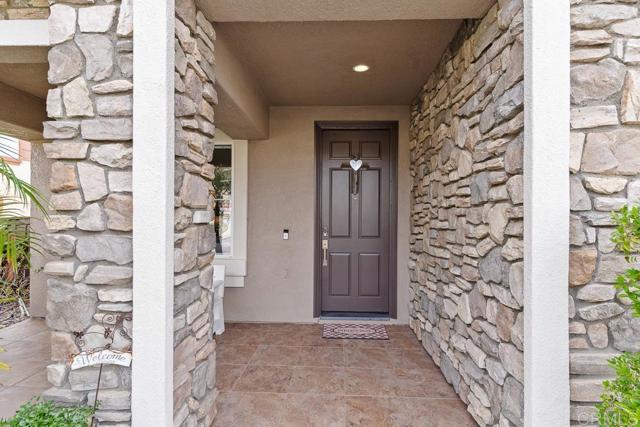 Detail Gallery Image 2 of 56 For 35965 Darcy Pl, Murrieta,  CA 92562 - 5 Beds | 3 Baths