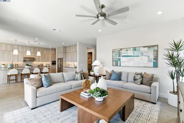 1685 Arione Street, Brentwood CA: https://media.crmls.org/mediaz/cec0d0b7-e83e-4261-9a3c-4908aada473e.jpg