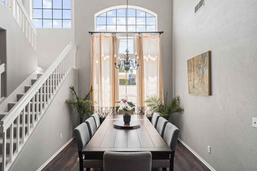 1593 Avenida Guillermo - photo 4