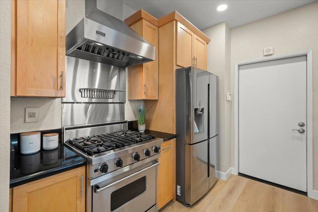 272 McDonnel Road, Alameda CA: https://media.crmls.org/mediaz/cec1aa6c-b8bf-4a63-9329-de0ed481956e.jpg