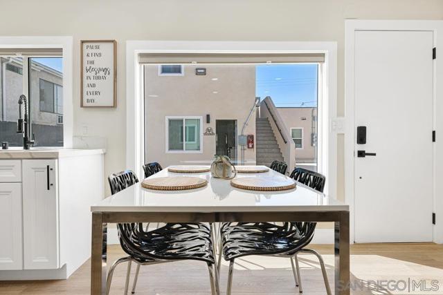 Image 4 of 19 For 3768 Villa Terrace