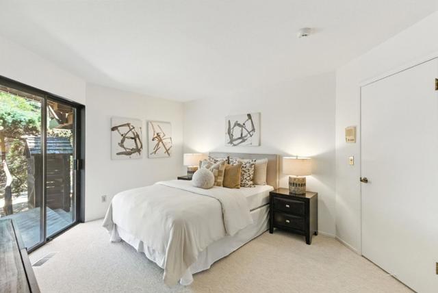 12391 Farr Ranch Court, Saratoga CA: https://media.crmls.org/mediaz/cec33c12-497c-426e-941f-09370d309c81.jpg