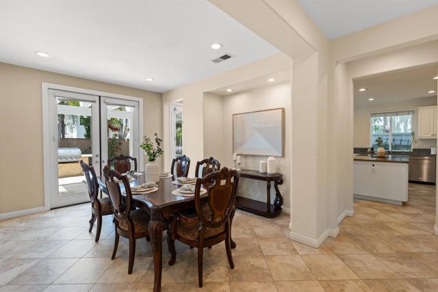 3463 Corte Fresa, Carlsbad CA: https://media.crmls.org/mediaz/cec3721c-b263-4593-bd49-87348b8eed53.jpg