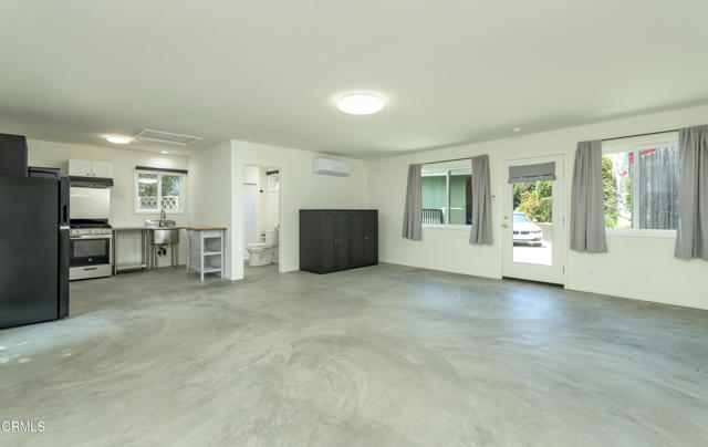 Detail Gallery Image 2 of 12 For 1221 a Fernside Dr, La Canada Flintridge,  CA 91011 - 0 Beds | 1 Baths