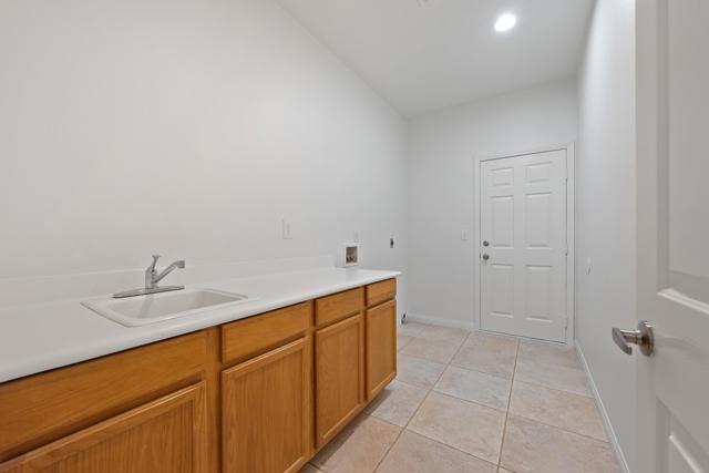 74082 Daisy Lane, Palm Desert CA: https://media.crmls.org/mediaz/cec4b36d-bb77-4027-9804-359f78878a07.jpg