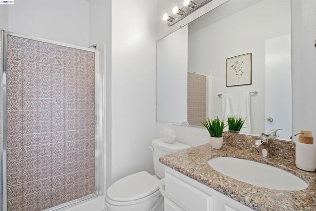 Image 15 of 28 For 5245 Tacoma Cmn