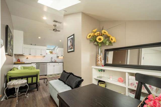2044 Fairmont Drive, San Mateo CA: https://media.crmls.org/mediaz/cec5c5c1-f58f-4d23-b072-b9467b4dc35e.jpg