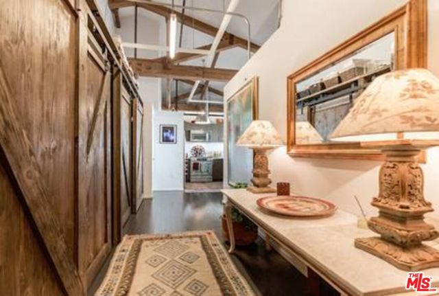 530 S Hewitt Street, Los Angeles CA: https://media.crmls.org/mediaz/cec7c352-500c-4f06-b3d8-3f13e37adcc1.jpg