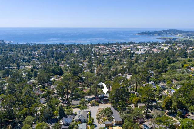 0 Forest 2 NW of 8th, Carmel CA: https://media.crmls.org/mediaz/cecaaf10-6f32-48f3-aaf1-7cce5e4c6362.jpg