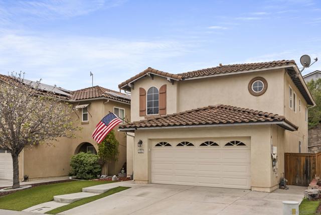 5562 Vista San Simeon, San Diego CA: https://media.crmls.org/mediaz/cecbaebe-e2a4-4400-a830-c15fbbe44eb8.jpg