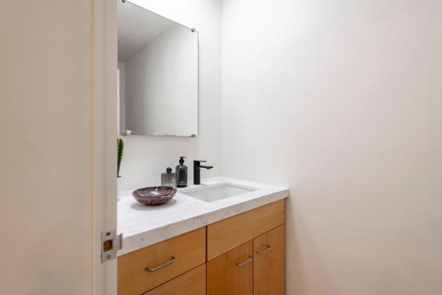 12 Las Aromas, Orinda CA: https://media.crmls.org/mediaz/cecca7d0-df62-430d-96db-82ff39686467.jpg