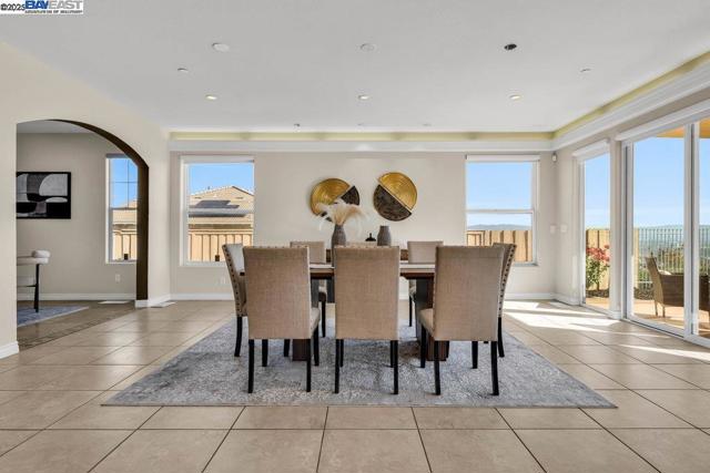 48912 Crown Ridge Cmn, Fremont CA: https://media.crmls.org/mediaz/cecd2b1a-d88c-4f7c-a6e5-e66663b08f65.jpg