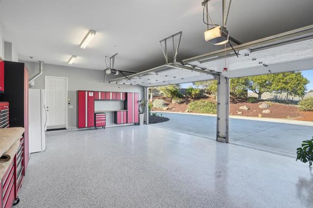 979 Via Rodriguez, San Juan Bautista CA: https://media.crmls.org/mediaz/cecd64f3-d474-425d-b499-572bc77f5782.jpg