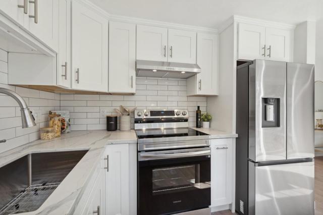 1045 Grebe Street, Foster City CA: https://media.crmls.org/mediaz/cece1983-c322-4bb0-ae7d-30c88c62691a.jpg