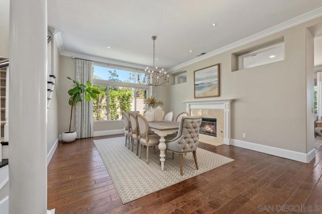 10941 Derrydown Way, San Diego CA: https://media.crmls.org/mediaz/cece92fb-8877-41eb-8327-1e7f736a3e1b.jpg