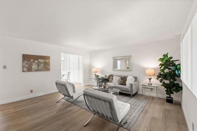 21 Willow Road, Menlo Park CA: https://media.crmls.org/mediaz/cecf1887-61c5-4852-8f52-5f571bb40a42.jpg