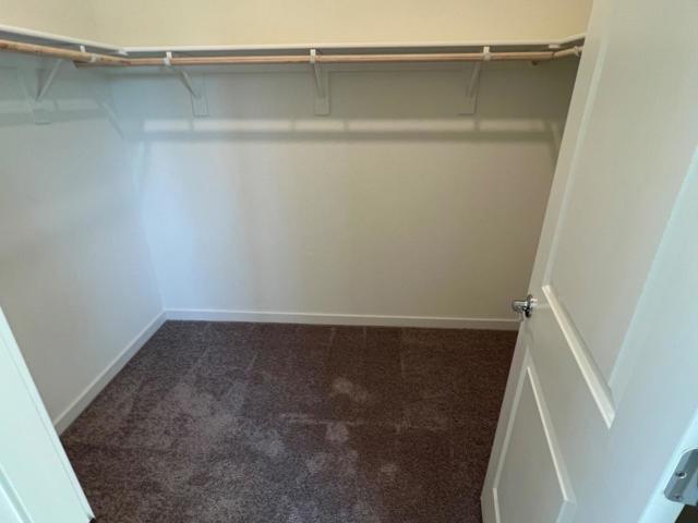2800 High Tide Avenue, Sacramento CA: https://media.crmls.org/mediaz/cecfa4df-8d3c-4d43-a8de-b87d14b61160.jpg