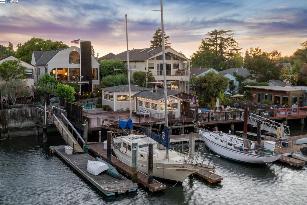 3127 MARINA DRIVE