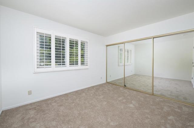 4402 Shearwater Way, Oceanside CA: https://media.crmls.org/mediaz/ced02f18-bedb-4dce-a950-ee6d85017b7e.jpg
