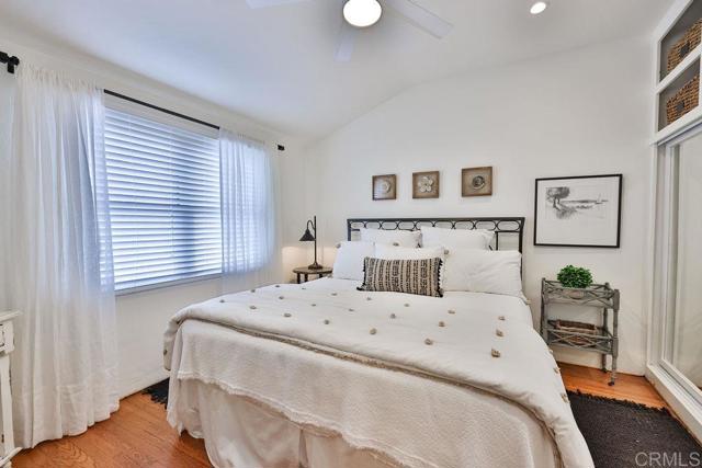 751 G Avenue, Coronado CA: https://media.crmls.org/mediaz/ced057b5-2b36-4e37-86b2-d2d02fc195b6.jpg