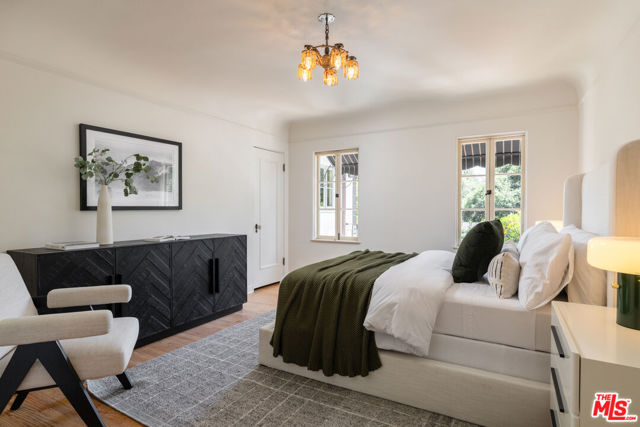 205 S Lomita Avenue, Ojai CA: https://media.crmls.org/mediaz/ced0b945-6c85-4e03-ae14-fbdf51b79f97.jpg