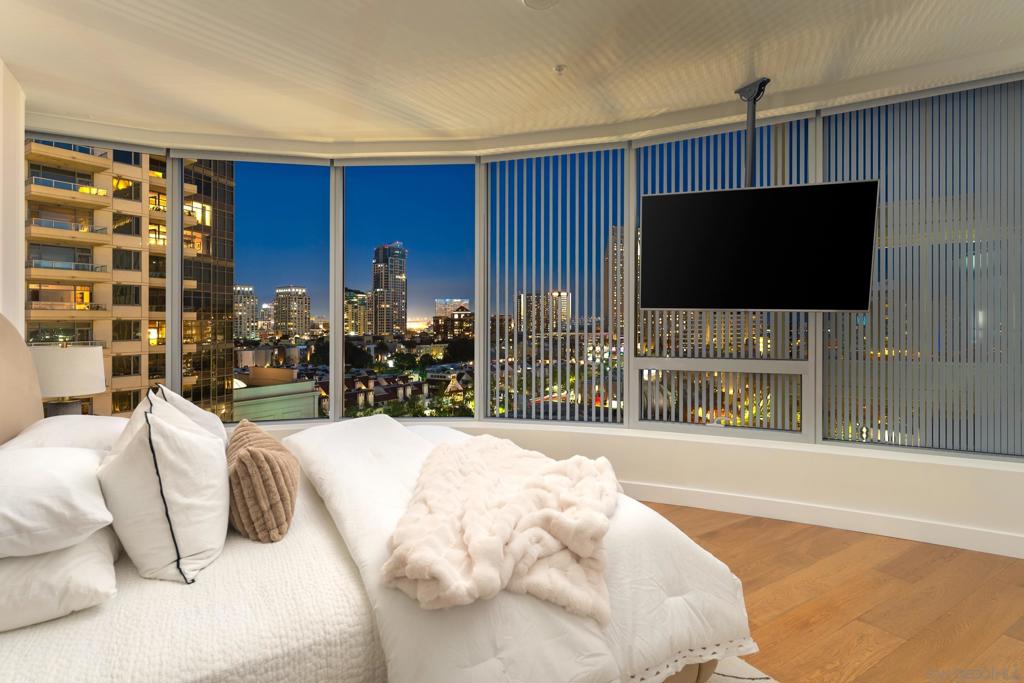 888 E Street - photo 20