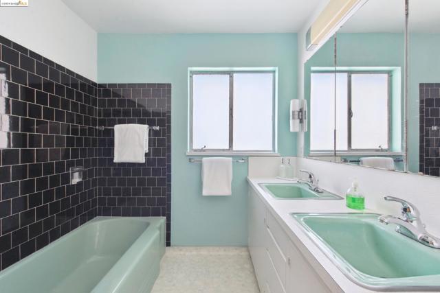 Image 34 of 60 For 6046 Monterey Ave