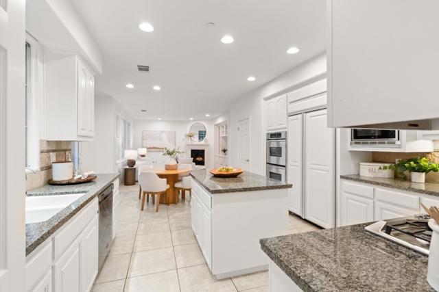 34798 Williams Way, Union City CA: https://media.crmls.org/mediaz/ced39fc0-ecf7-4ef6-87fc-1b4fff00166a.jpg