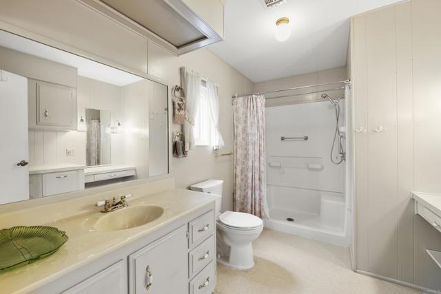 650 S Rancho Santa Fe Road, San Marcos CA: https://media.crmls.org/mediaz/ced47e48-0c11-4dd3-96c5-07686763ee29.jpg