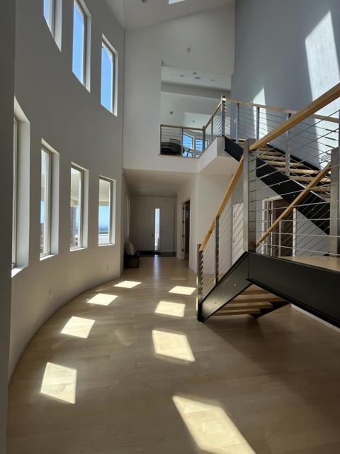 944 W West Cliff Drive, Santa Cruz CA: https://media.crmls.org/mediaz/ced5ba4a-89ed-4683-8d9e-f04937b6f083.jpg