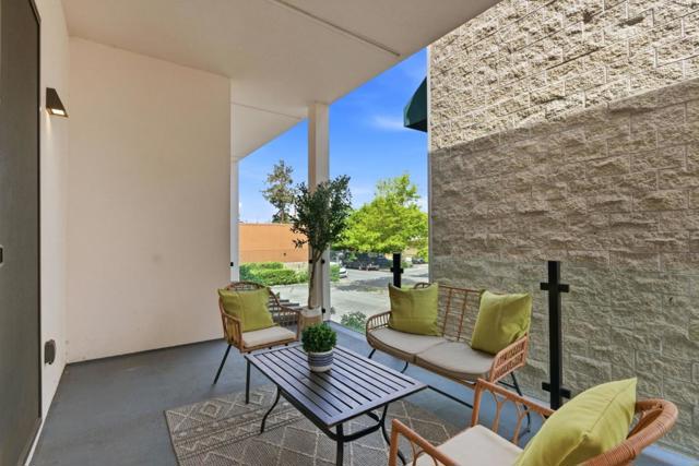 922 Woodside Road, Redwood City CA: https://media.crmls.org/mediaz/ced64d9a-7b86-4763-a65a-7364b7b7ea5e.jpg