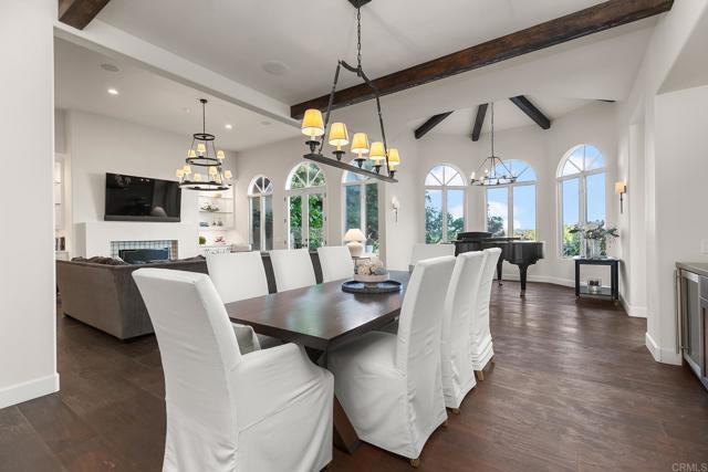 8374 St Andrews Rd, Rancho Santa Fe CA: https://media.crmls.org/mediaz/ced6eb0b-5ea8-48ce-915a-011aaddb5e8f.jpg