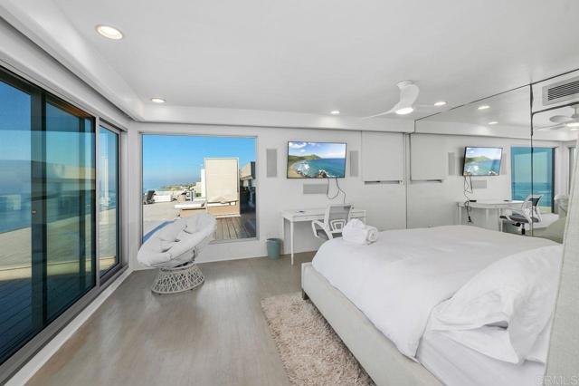 Detail Gallery Image 27 of 47 For 806 4th St, Encinitas,  CA 92024 - 5 Beds | 5/2 Baths