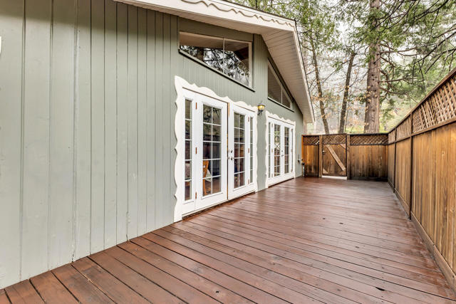 54640 Marian View Drive, Idyllwild CA: https://media.crmls.org/mediaz/ced7795d-273f-4c63-9392-b8d2557e4fc1.jpg