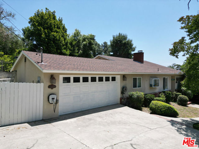 5118 Glenwood Avenue, La Crescenta, California 91214, 3 Bedrooms Bedrooms, ,2 BathroomsBathrooms,Single Family Residence,For Sale,Glenwood,24400615