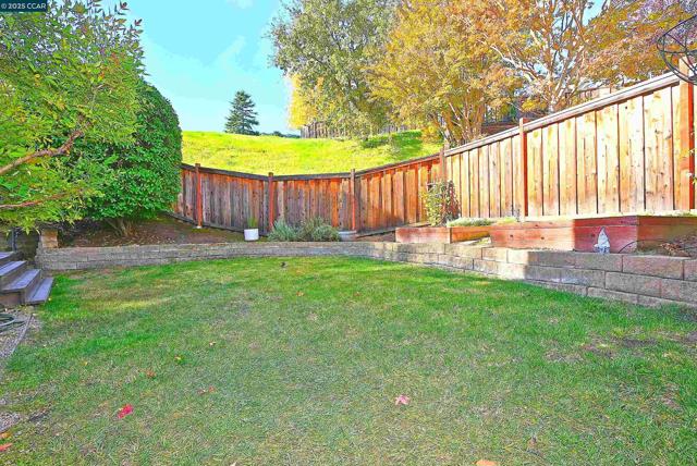 1320 Strawberry Court, Danville CA: https://media.crmls.org/mediaz/ced8508d-548a-4aa9-b2e3-bf5a26435974.jpg