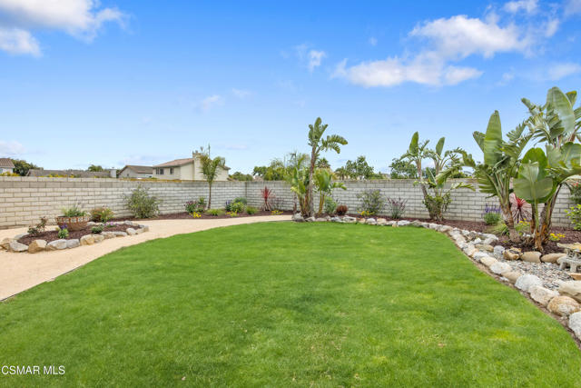 1532 Lorena Drive, Oxnard CA: https://media.crmls.org/mediaz/ced9882a-d070-4275-93ab-b3733cc8b5c9.jpg